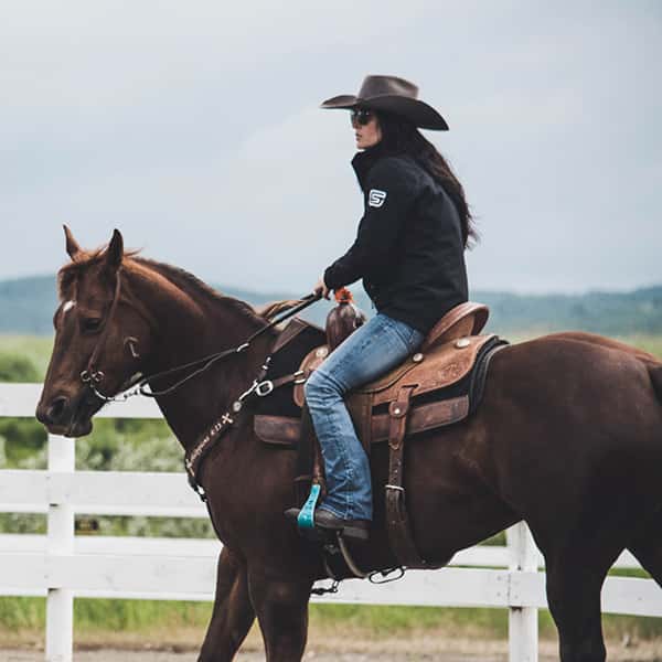 Since the first time I put on the EQU StreamZ bands on, the consistency in my horses performances has been amazing. We are always looking to support their energy levels and focus and how they recovery after competing. Highly recommended!