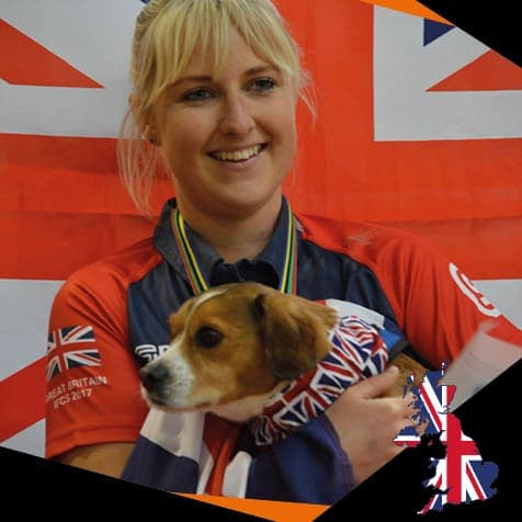 DOG Streamz endorsement from leading dog handler. Endorsed for joint care and mobility and a general sense of wellbeing. Injury and rehabilitation of dog injuries and complemtary pain relief alongside prescribed medications and treatments. Image sponsor.